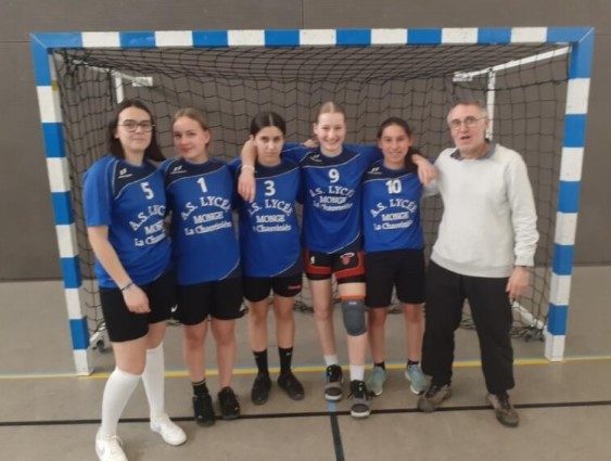 Dernier tournoi féminin Futsal – Bravo les filles et encore merci !